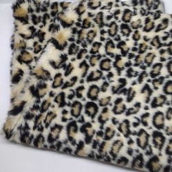 40CM X 140CM KISA TÜYLÜ DESENLİ PELUŞ 